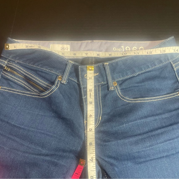 NWOT Gap Denim cut off Jean shorts 26/2 regular never worn Buy cheap off season! - Picture 6 of 11